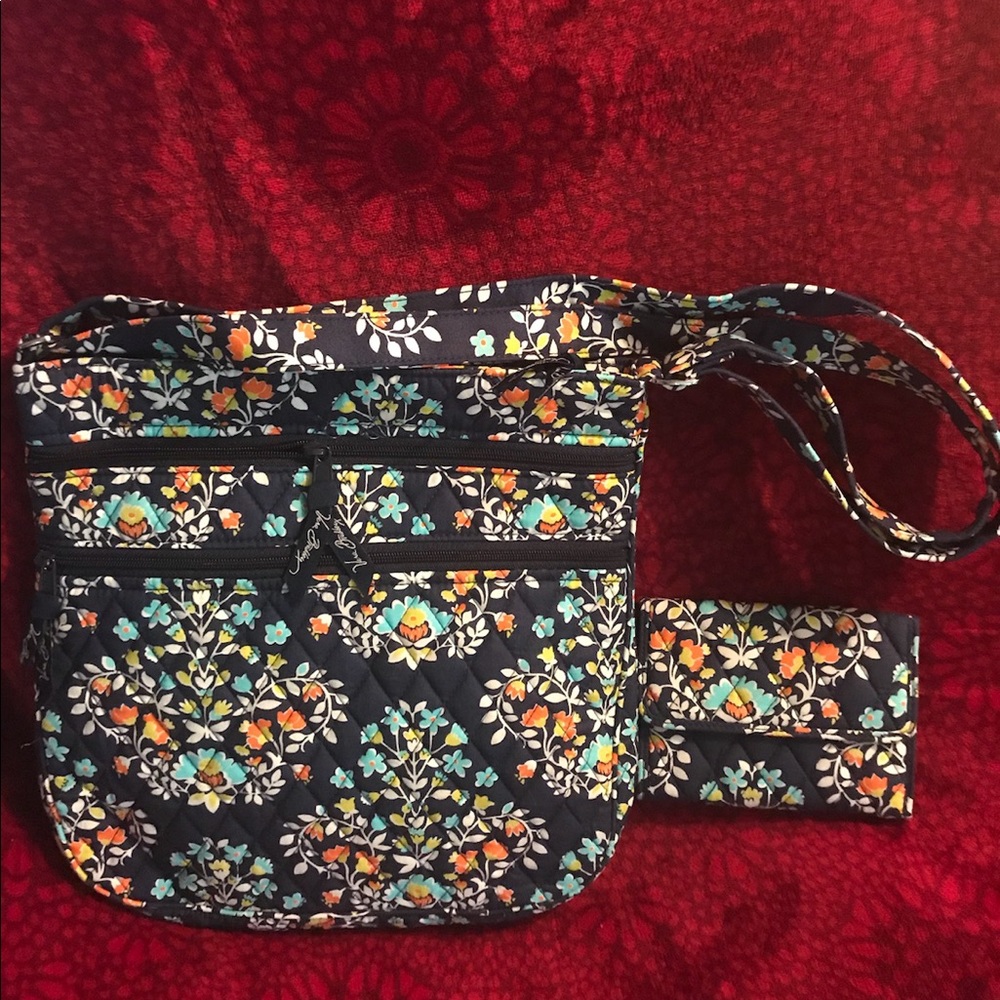 Vera Bradley Triple Zip Hipster w/ Wallet